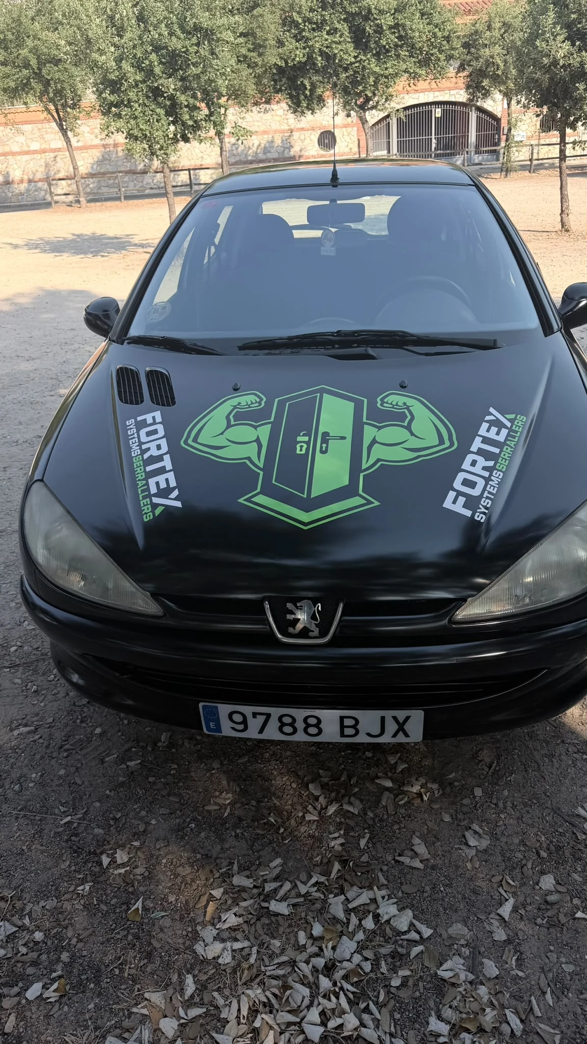 Vehículo de cerrajería a domicilio de FORTEX SYSTEMS SERRALLERS